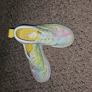 Girls Slip-on Tye-Dye Skull Vans